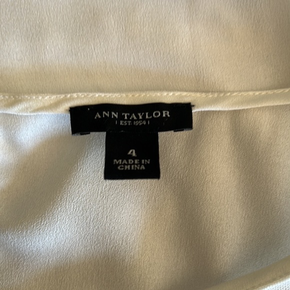 Ann Taylor Black White Sleeveless Lace Top size 4 - Picture 6 of 8